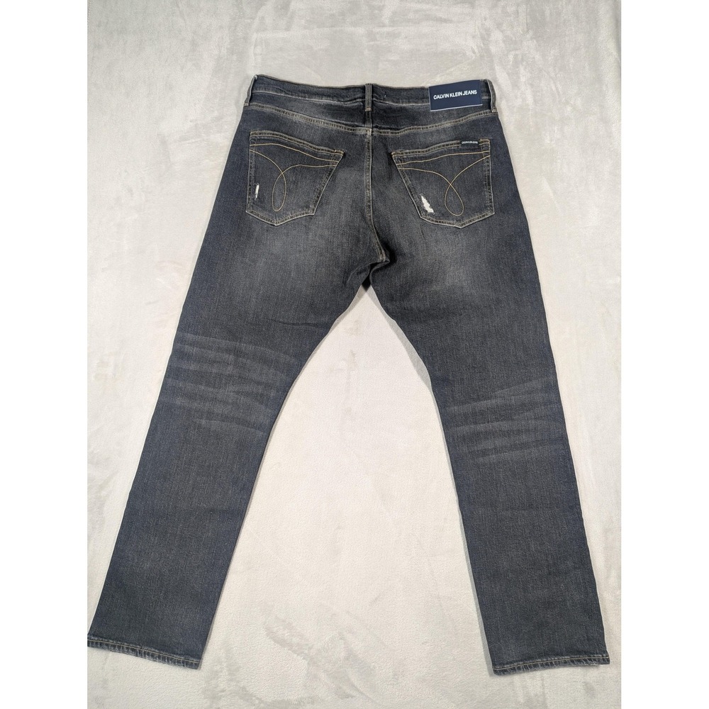 Calvin Klein Jeans  Mens 36x32 Gray CKJ 056 Athletic Taper Distressed Denim - Picture 11 of 16